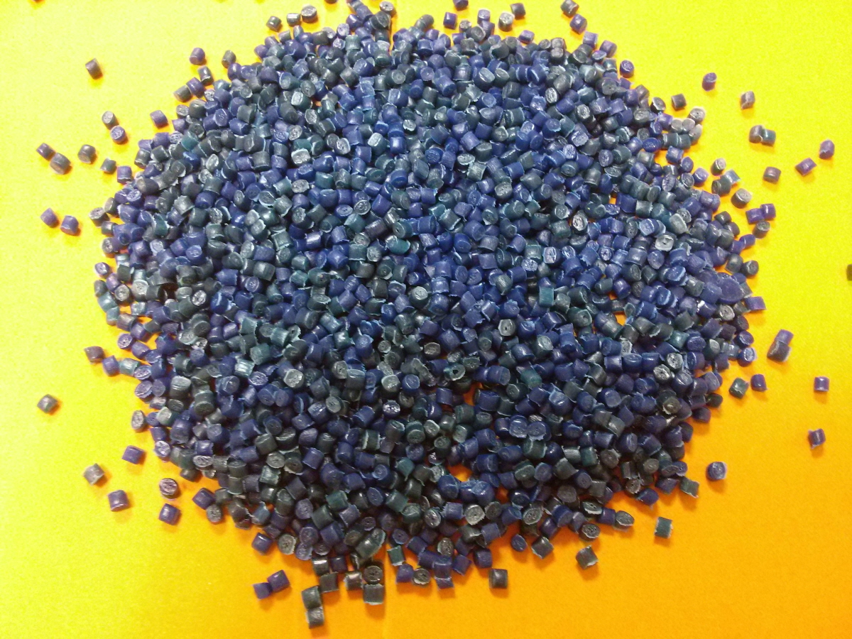 2-LDPEMixedcolor-pellet.jpg